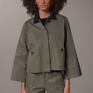 BELL SLEEVE TRAPEZE JACKET