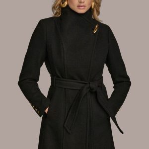 WING COLLAR COAT