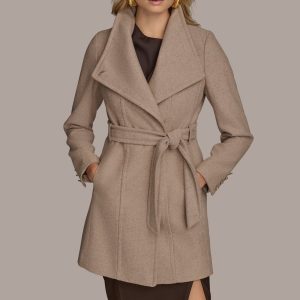 WING COLLAR COAT